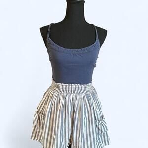 Navy and white striped vintage 2000s Hollister mini skirt with pockets Size XS